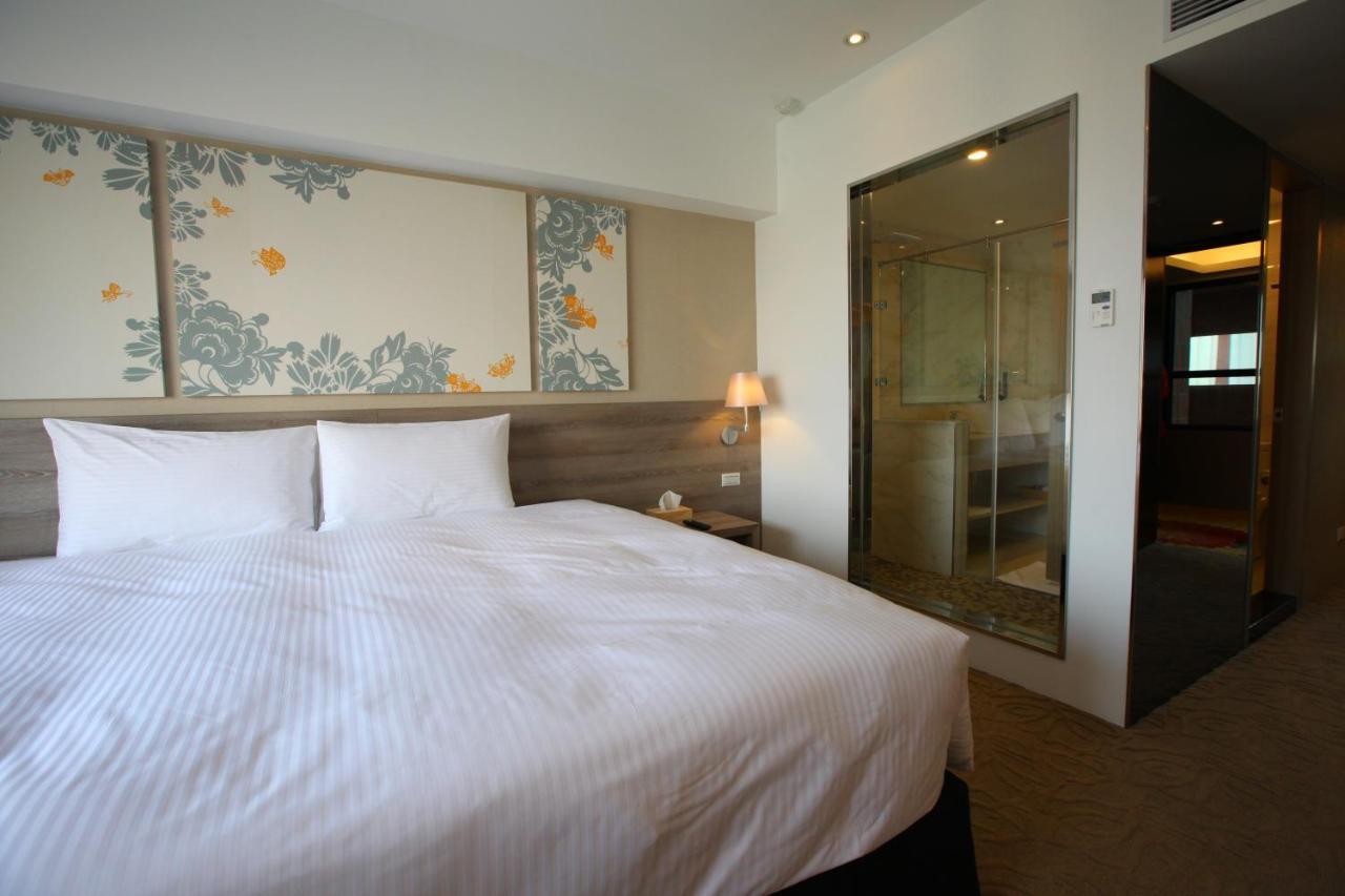 Aeris International Hotel Tajcshung Kültér fotó