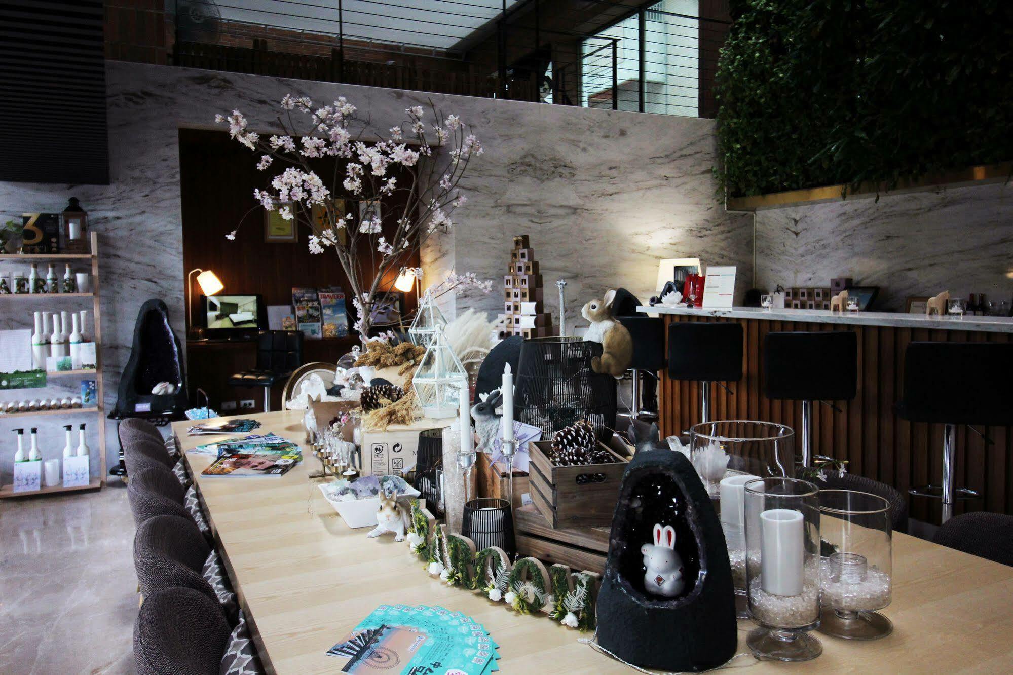 Aeris International Hotel Tajcshung Kültér fotó